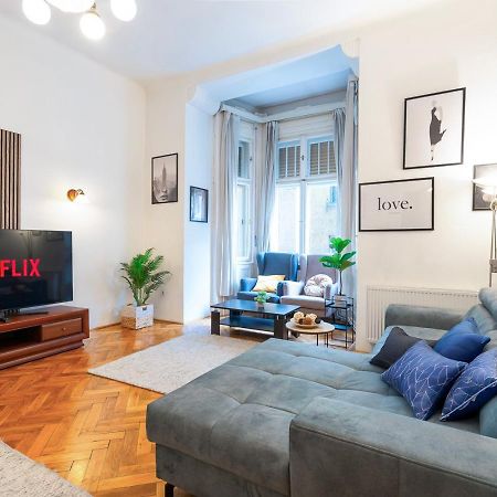 Beautiful Spacious Three-Room Suite Close To Buda Castle Budapest Bagian luar foto