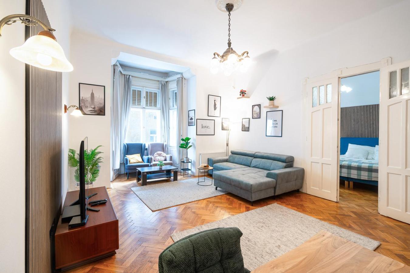 Beautiful Spacious Three-Room Suite Close To Buda Castle Budapest Bagian luar foto