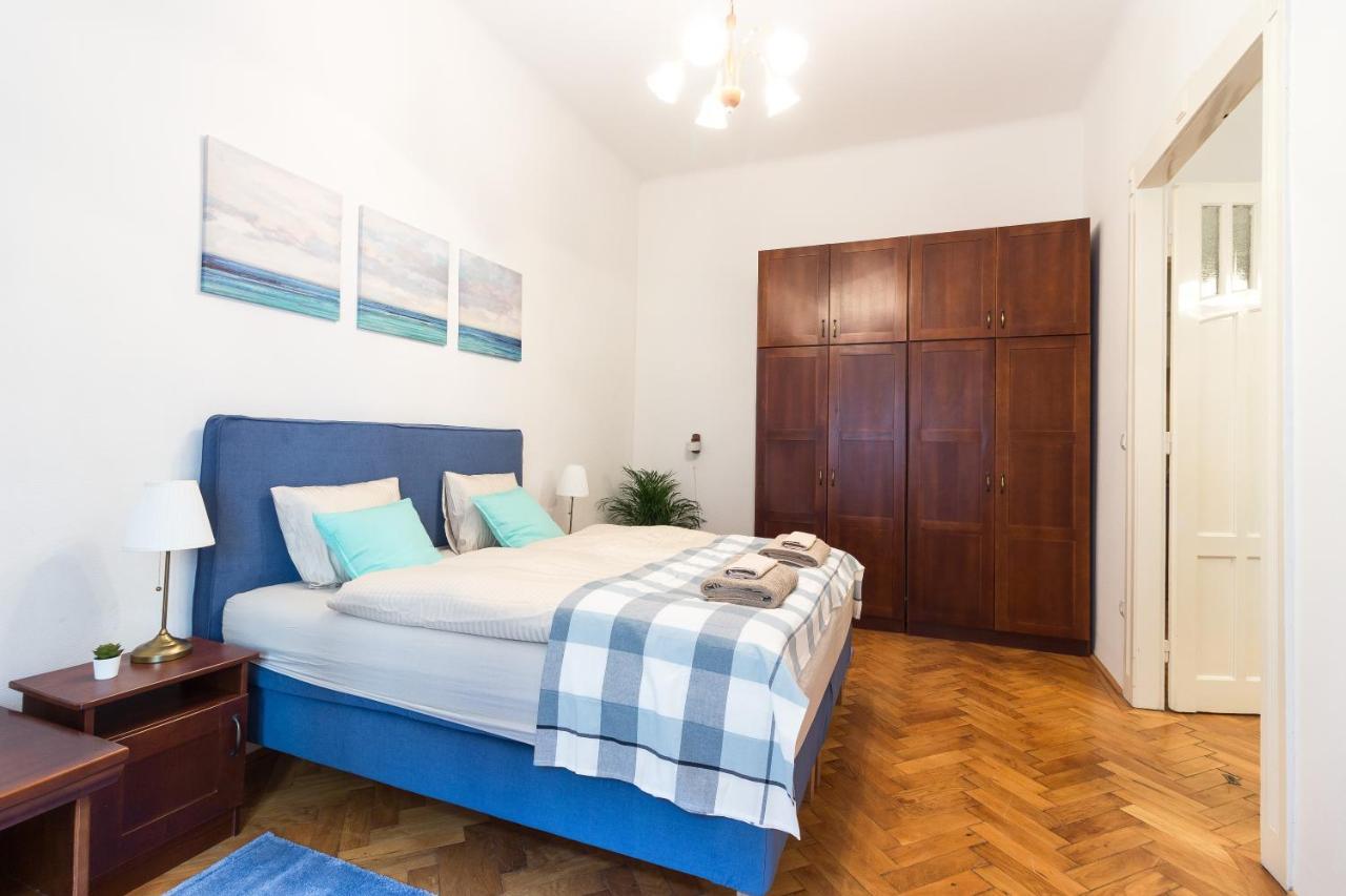 Beautiful Spacious Three-Room Suite Close To Buda Castle Budapest Bagian luar foto